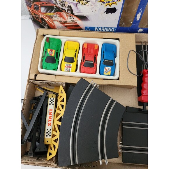 Vintage Polyfect Road Race Battery Powered Slot Car Track NOT WORKING FOR PARTS - Picture 3 of 3